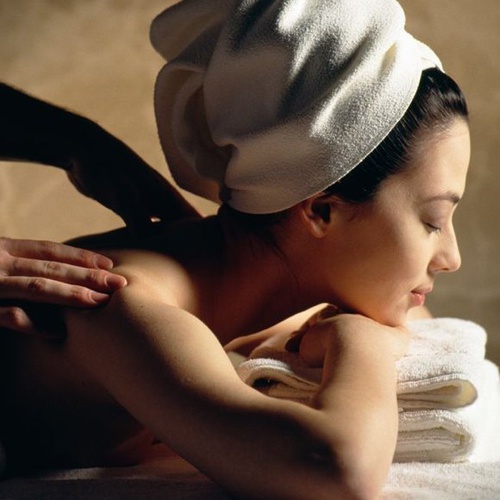 Services arabian courtyard hotel & spa bur dubaï Services arabian courtyard hotel & spa bur dubaï