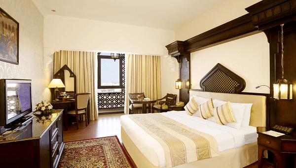 Chambre Exécutive Arabian Courtyard Hotel & Spa Bur Dubaï Chambre Exécutive Arabian Courtyard Hotel & Spa Bur Dubaï
