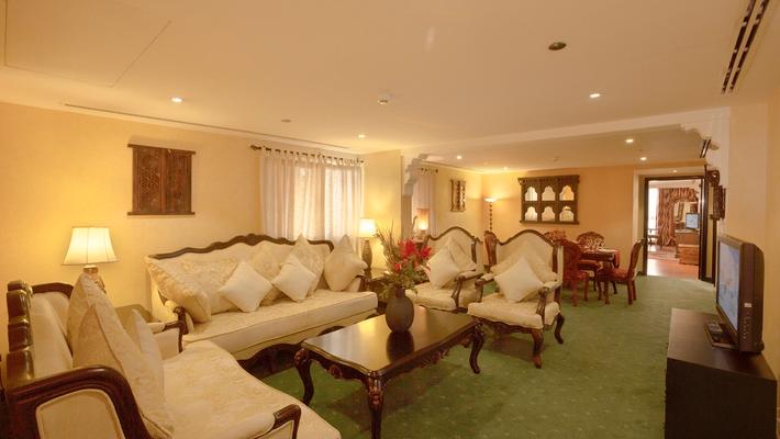Grandes Suites Arabian Courtyard Hotel & Spa Bur Dubaï Grandes Suites Arabian Courtyard Hotel & Spa Bur Dubaï